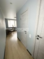 2-комнатная квартира (50м2) на продажу по адресу Ветеранов просп., 87— фото 7 из 14