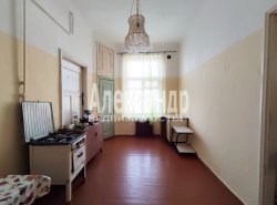 Комната в 4-комнатной квартире (138м2) на продажу по адресу Выборг г., Ленинградский пр., 9— фото 3 из 11