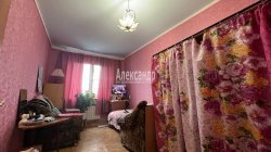 2-комнатная квартира (44м2) на продажу по адресу Светогорск г., Победы ул., 21— фото 2 из 24