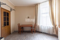 2-комнатная квартира (65м2) на продажу по адресу Серпуховская ул., 34— фото 8 из 40