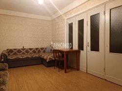 2-комнатная квартира (45м2) на продажу по адресу Космонавтов просп., 20— фото 3 из 20