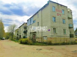 2-комнатная квартира (47м2) на продажу по адресу Сосново пос., Механизаторов ул., 1— фото 2 из 5