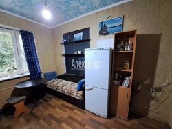 3-комнатная квартира (98м2) на продажу по адресу Луначарского пр., 52— фото 10 из 47