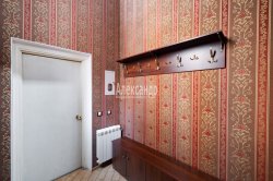 3-комнатная квартира (72м2) на продажу по адресу Коломяжский просп., 32— фото 13 из 20