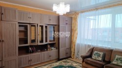 2-комнатная квартира (51м2) на продажу по адресу Торфяновка пос., Пограничная ул., 9— фото 3 из 21