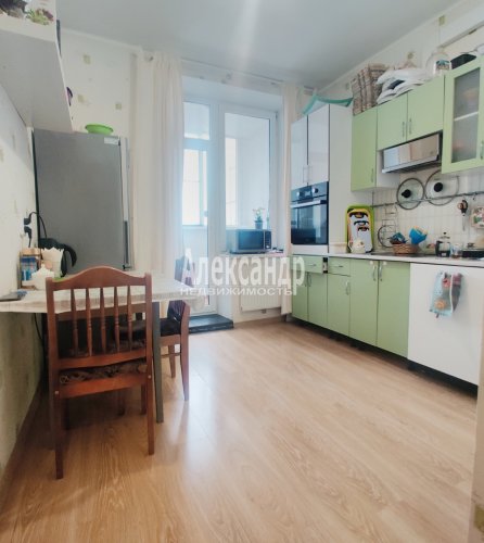 1-комнатная квартира (40м2) на продажу по адресу 1 Рабфаковский пер., 3— фото 1 из 20