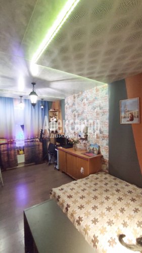 2-комнатная квартира (57м2) на продажу по адресу Щеглово пос., Дружная ул., 21— фото 1 из 14