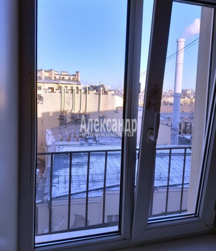 2 комнаты в 9-комнатной квартире (228м2) на продажу по адресу Кронверкская ул., 29/37— фото 1 из 30