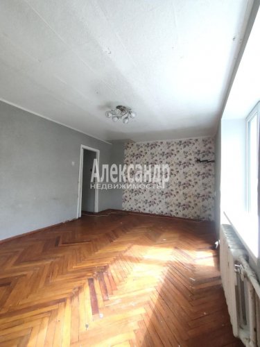 2-комнатная квартира (42м2) на продажу по адресу Крюкова ул., 19— фото 1 из 17