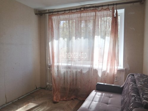 Комната в 2-комнатной квартире (403м2) на продажу по адресу Пушкин г., Магазейная ул., 14— фото 1 из 15