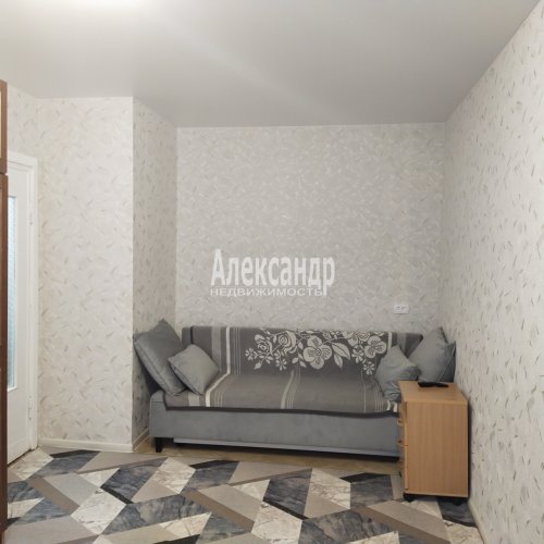 1-комнатная квартира (31м2) на продажу по адресу Ломоносов г., Сафронова ул., 2— фото 1 из 18
