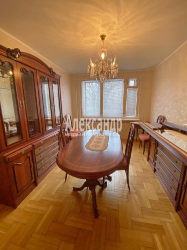 4-комнатная квартира (79м2) на продажу по адресу Дунайский пр., 40— фото 1 из 33