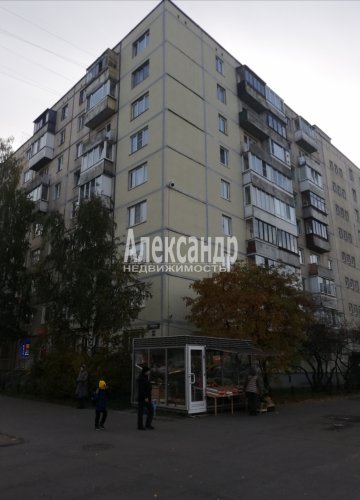 3-комнатная квартира (62м2) на продажу по адресу Искровский просп., 1/13— фото 1 из 31