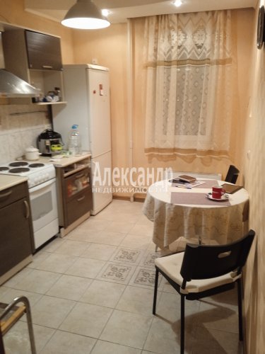 2-комнатная квартира (62м2) на продажу по адресу Октябрьская наб., 122— фото 1 из 11