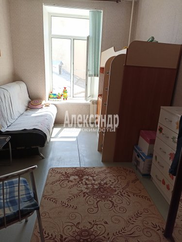 Комната в 5-комнатной квартире (121м2) на продажу по адресу Писарева ул., 18— фото 1 из 14