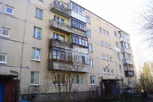 1-комнатная квартира (36м2) на продажу по адресу Щеглово пос., 78— фото 1 из 68