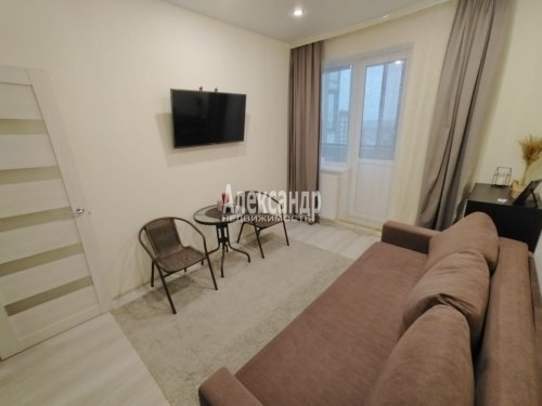 1-комнатная квартира (34м2) на продажу по адресу Мурино г., Менделеева бул., 3— фото 1 из 15