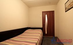 2-комнатная квартира (74м2) в аренду по адресу Марата ул., 67— фото 3 из 5