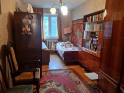 2-комнатная квартира (46м2) в аренду по адресу Волхов г., Ломоносова ул., 25— фото 2 из 9