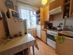 2-комнатная квартира (46м2) в аренду по адресу Волхов г., Ломоносова ул., 25— фото 6 из 9