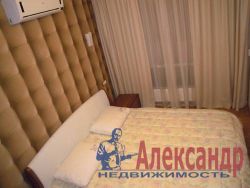 2-комнатная квартира (80м2) в аренду по адресу Свердловская наб., 58— фото 11 из 15