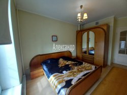 2-комнатная квартира (65м2) в аренду по адресу Луначарского пр., 13— фото 9 из 10