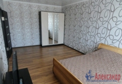 1-комнатная квартира (32м2) в аренду по адресу Аэродромная ул., 11— фото 2 из 6