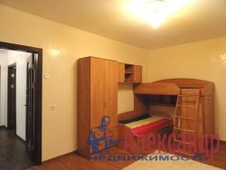 2-комнатная квартира (69м2) в аренду по адресу Коломяжский просп., 28— фото 7 из 10