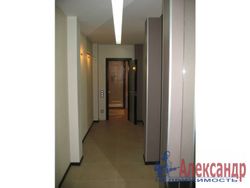 2-комнатная квартира (80м2) в аренду по адресу Бассейная ул., 73— фото 2 из 13