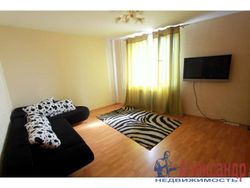 1-комнатная квартира (45м2) в аренду по адресу Матроса Железняка ул., 57— фото 2 из 6