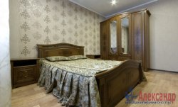 2-комнатная квартира (90м2) в аренду по адресу Гривцова пер., 13— фото 3 из 6