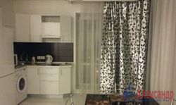 1-комнатная квартира (44м2) в аренду по адресу Суздальское шос., 28— фото 2 из 4
