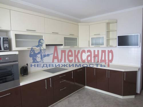 1-комнатная квартира (40м2) в аренду по адресу Гаккелевская ул., 32— фото 1 из 5
