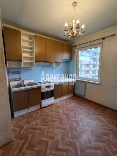 2-комнатная квартира (73м2) в аренду по адресу Маршала Жукова пр., 37— фото 1 из 6