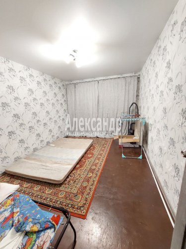 2-комнатная квартира (43м2) в аренду по адресу Глажево пос., 8— фото 1 из 5