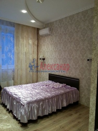 1-комнатная квартира (43м2) в аренду по адресу Савушкина ул., 133— фото 1 из 10