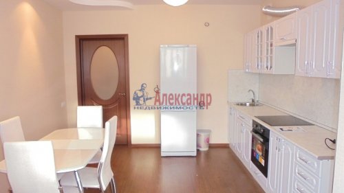 1-комнатная квартира (42м2) в аренду по адресу Выборгское шос., 23— фото 1 из 8