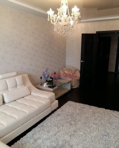 2-комнатная квартира (63м2) в аренду по адресу Обводного канала наб., 108— фото 1 из 7