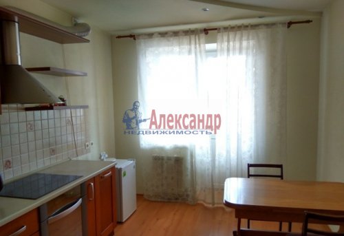 2-комнатная квартира (54м2) в аренду по адресу Ленинский просп., 74— фото 1 из 4