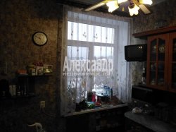 2-комнатная квартира (49м2) на продажу по адресу Кондратьевский просп., 63— фото 9 из 15