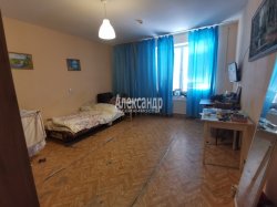 3-комнатная квартира (95м2) на продажу по адресу Дунайский просп., 7— фото 3 из 16