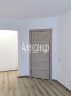 1-комнатная квартира (36м2) на продажу по адресу Русановская ул., 18— фото 4 из 11