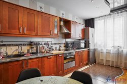 2-комнатная квартира (80м2) на продажу по адресу Всеволожск г., Александровская ул., 79— фото 3 из 21