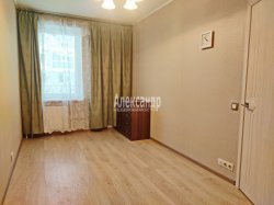 1-комнатная квартира (34м2) на продажу по адресу Пушкин г., Колокольный пер., 5— фото 12 из 23