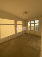 2-комнатная квартира (74м2) на продажу по адресу 18-я линия В.О., 49— фото 5 из 24