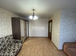1-комнатная квартира (35м2) на продажу по адресу Бугры пос., Шоссейная ул., 32— фото 14 из 19