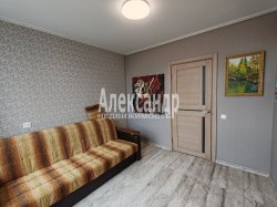 3-комнатная квартира (62м2) на продажу по адресу Купчинская ул., 17— фото 17 из 40