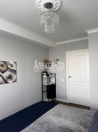 2-комнатная квартира (46м2) на продажу по адресу Художников пр., 23— фото 10 из 16