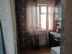 2-комнатная квартира (47м2) на продажу по адресу Волхов г., Ломоносова ул., 25— фото 13 из 17