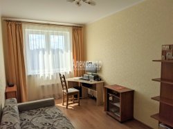1-комнатная квартира (40м2) на продажу по адресу Героев просп., 18— фото 12 из 14